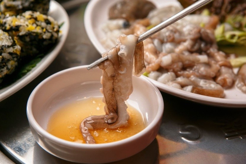 Sannakji Dél-Korea nemzeti étel élő polipok