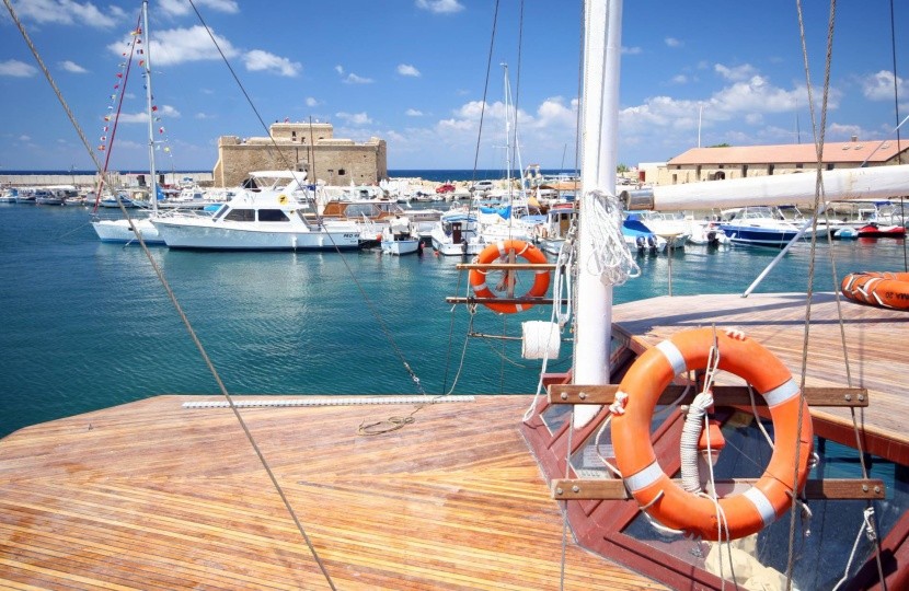 Prístav v Paphose, Cyprus
