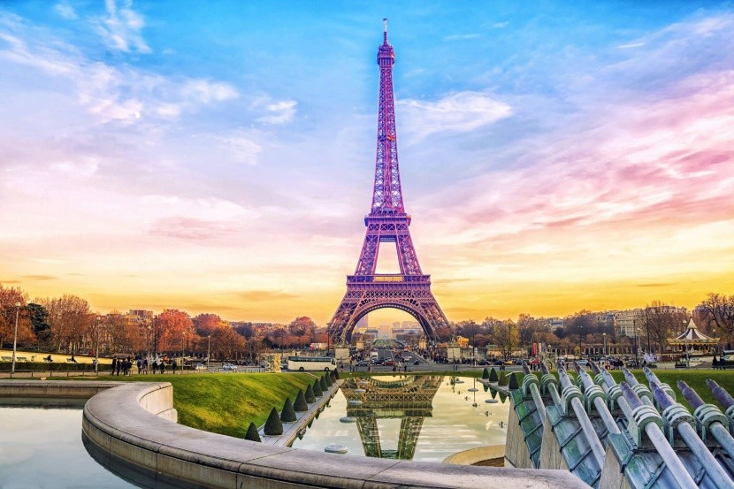 Eiffel-torony Párizs acélszerkezet nevezetess