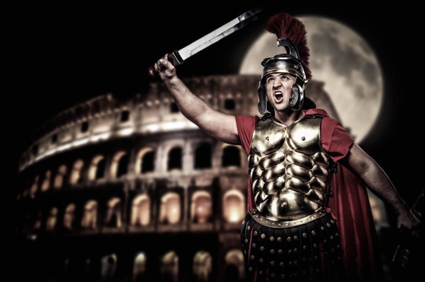 Gladiátor v Koloseu