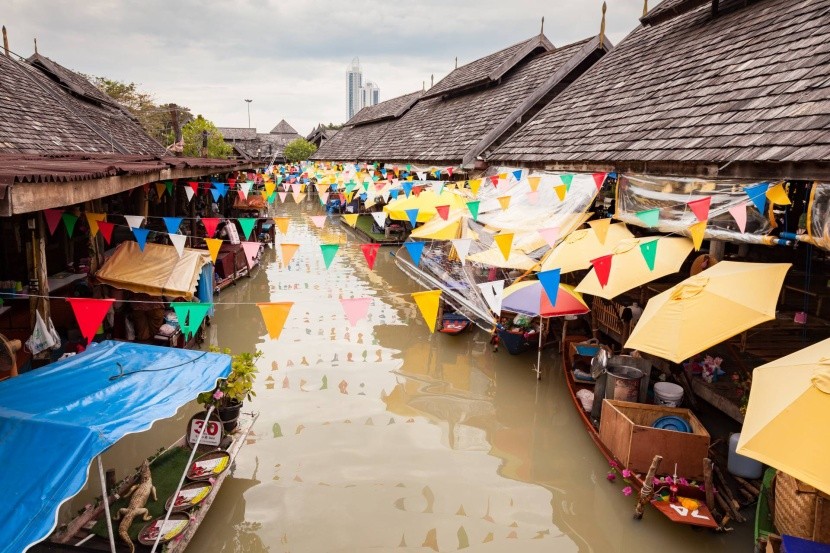 Plávajúci trh v Pattayi