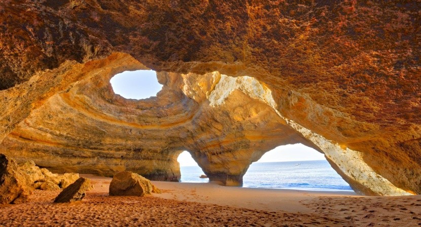 Jeskyňa Benagil, Algarve, Portugalsko