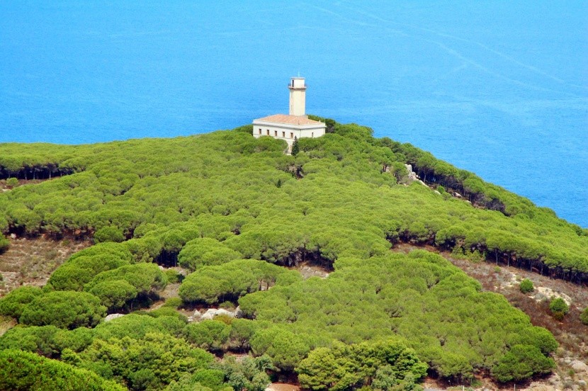 Világítótorony a Giglio szigeten