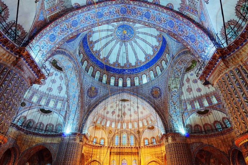 A kék mecset belseje
