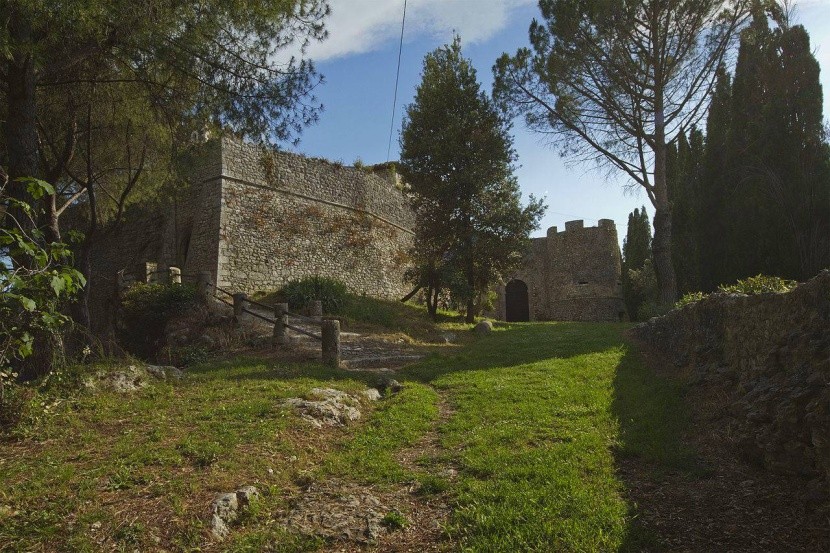 Pevnost La Rocca aldobrandesca