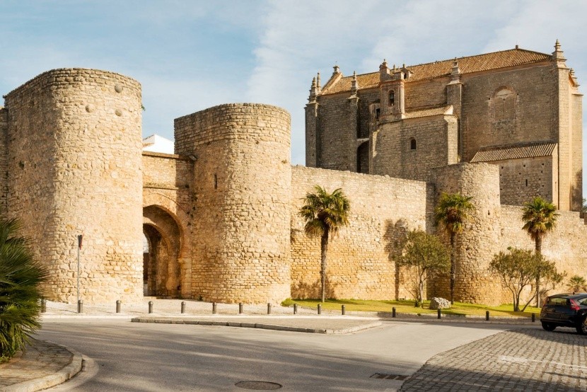 Puerta de Almocabar, Ronda