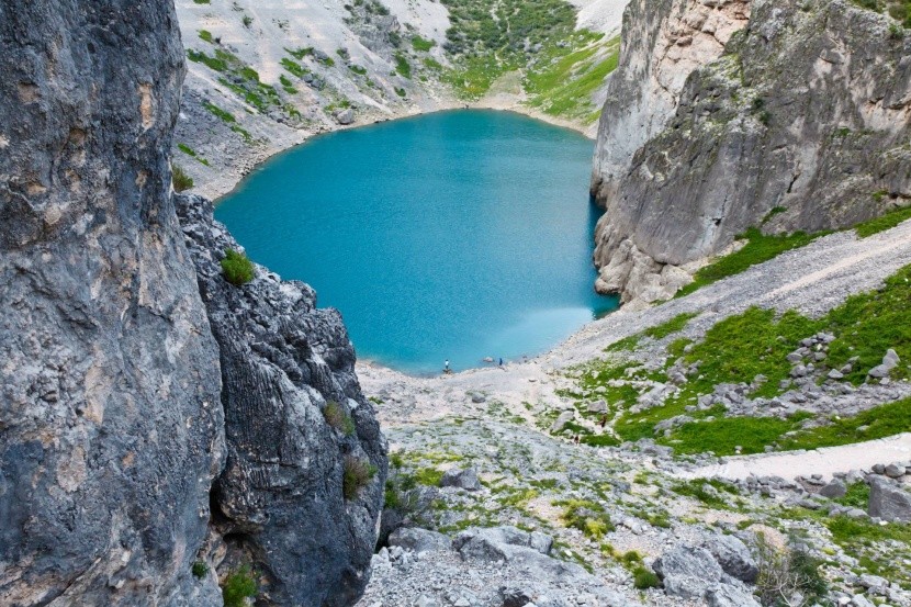 Kék-tó Imotski faluja mellett (Horvátország)