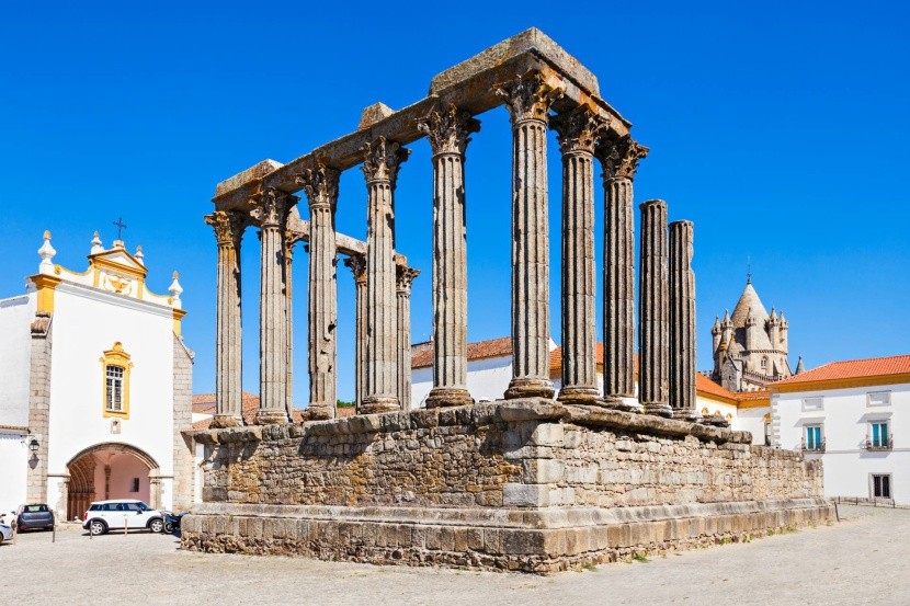 Římský (Dianin) chrám v Évoře