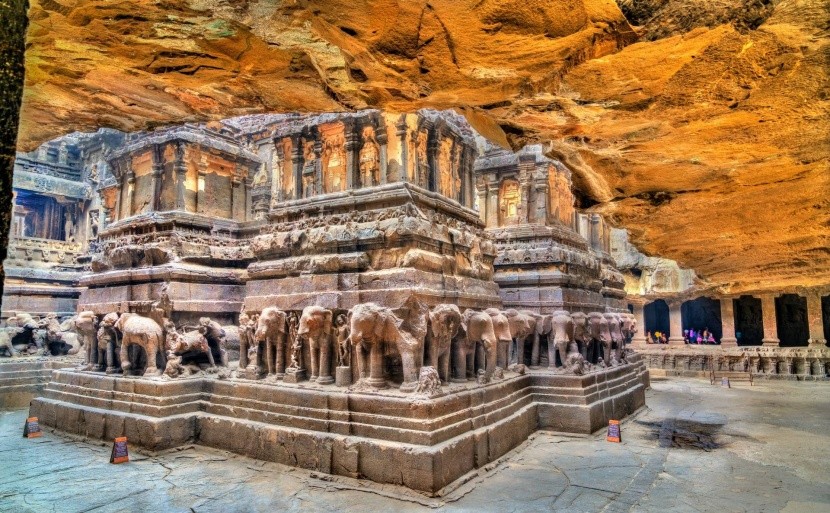 Jeskyně Éllóra, Indie