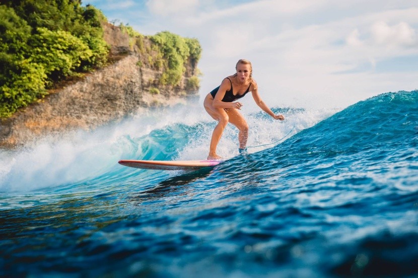 Surfování na Bali