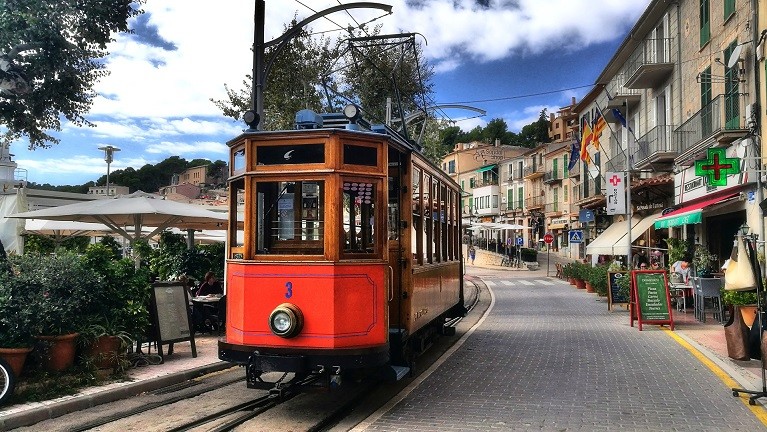 Zabytkowy tramwaj do Port de Soller
