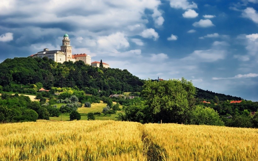 Pannonhalmi Főapátság