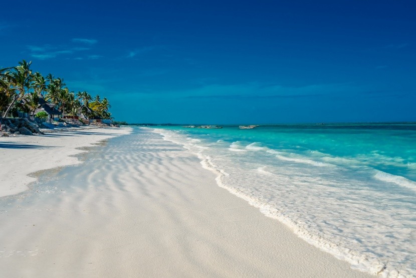 Dokonalá pláž na Zanzibaru