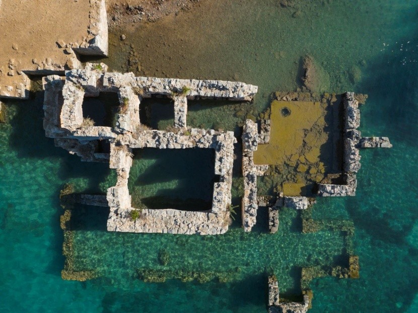Ruiny przy plaży Kleopatry - Alanya