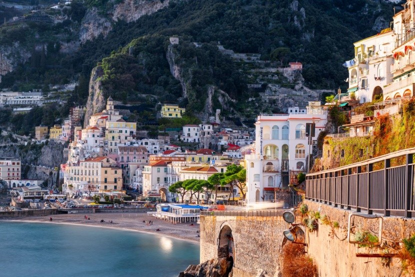 Wybrzeże Amalfi na podróż poślubną