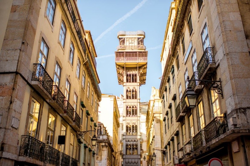 Winda Santa Justa - atrakcje Lizbony