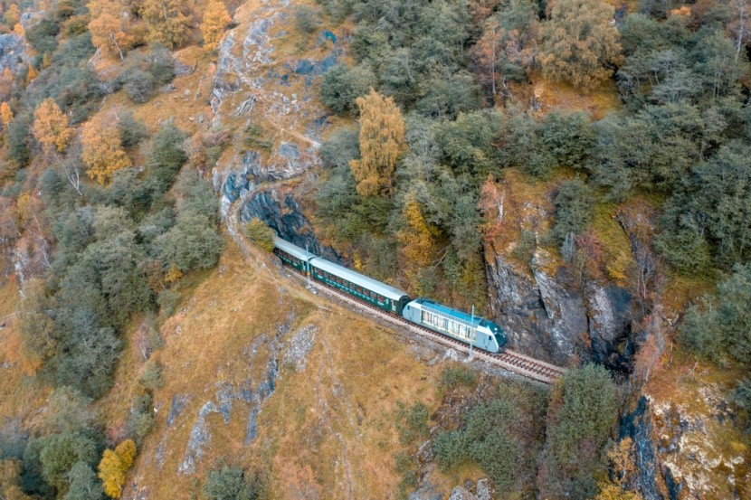 Železniční trať v Aurlandsfjord, Norsko