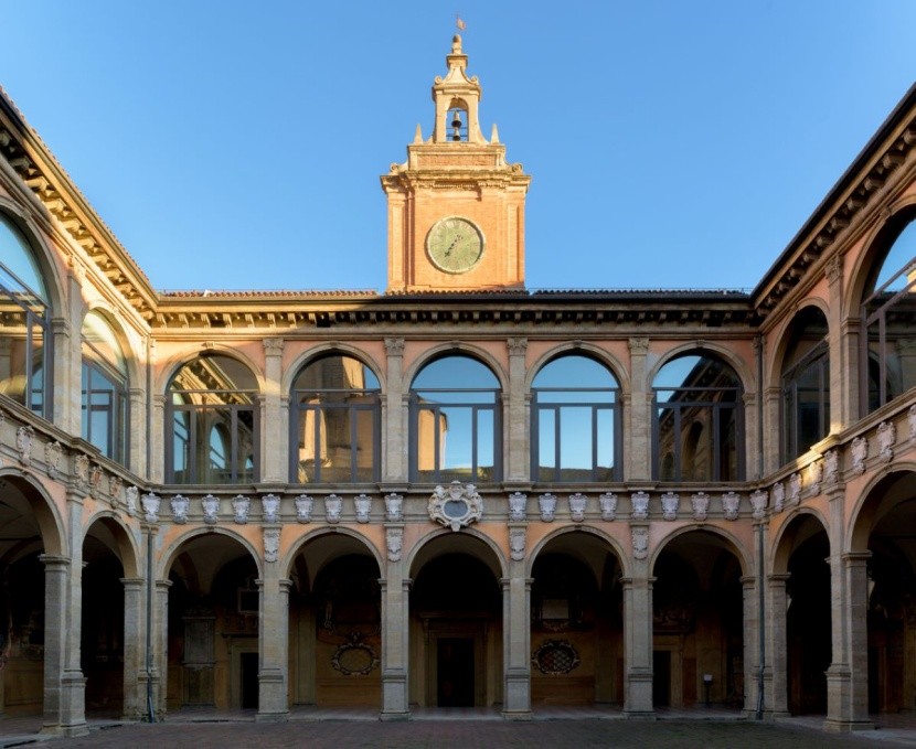 Teatr anatomiczny Archiginnasio - atrakcje Bo