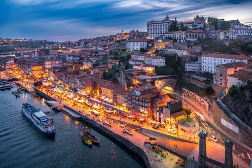 Cais da Ribeira - atrakcje Porto