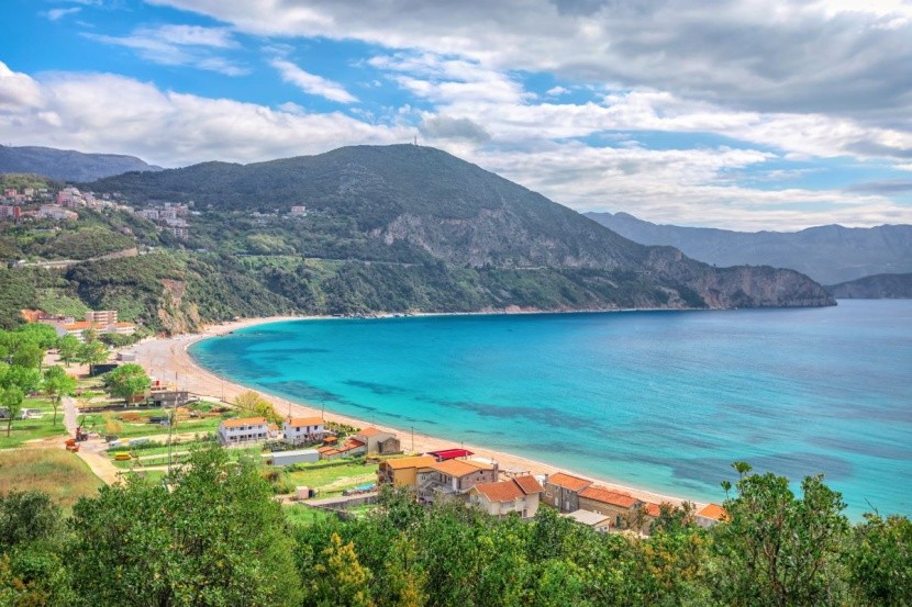 Plaża Jaz - najlepsze plaże Czarnogóry