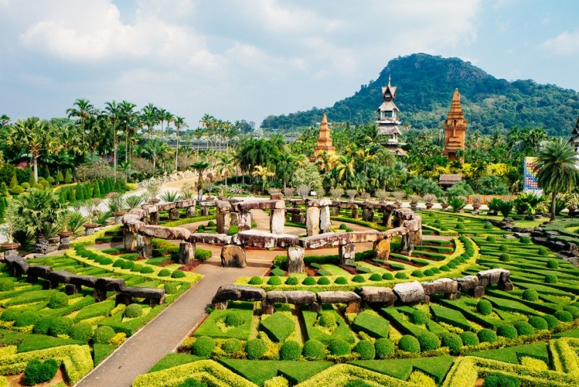 A Nong Nooch Trópusi Kert pagodái