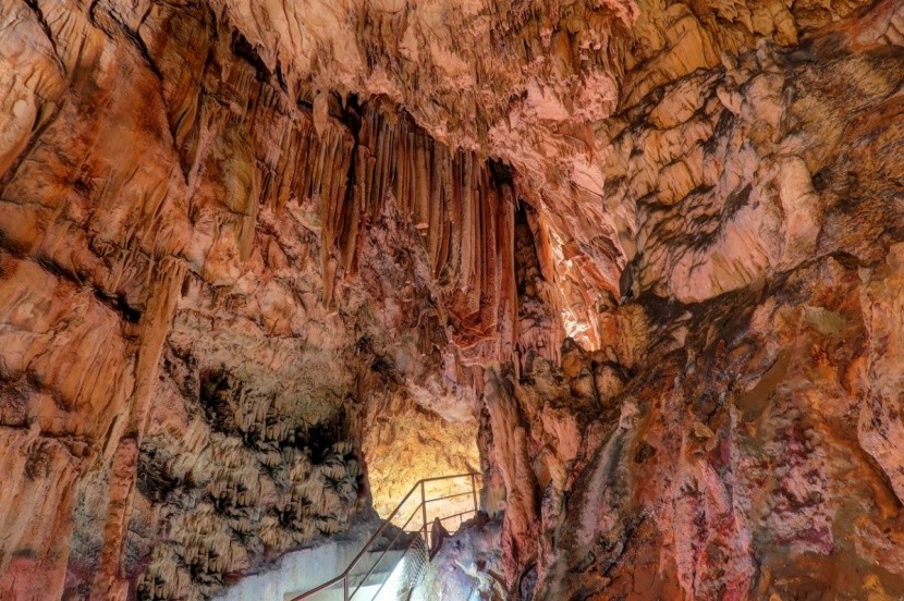 Jaskinia Biserujka - atrakcje w Chorwacji