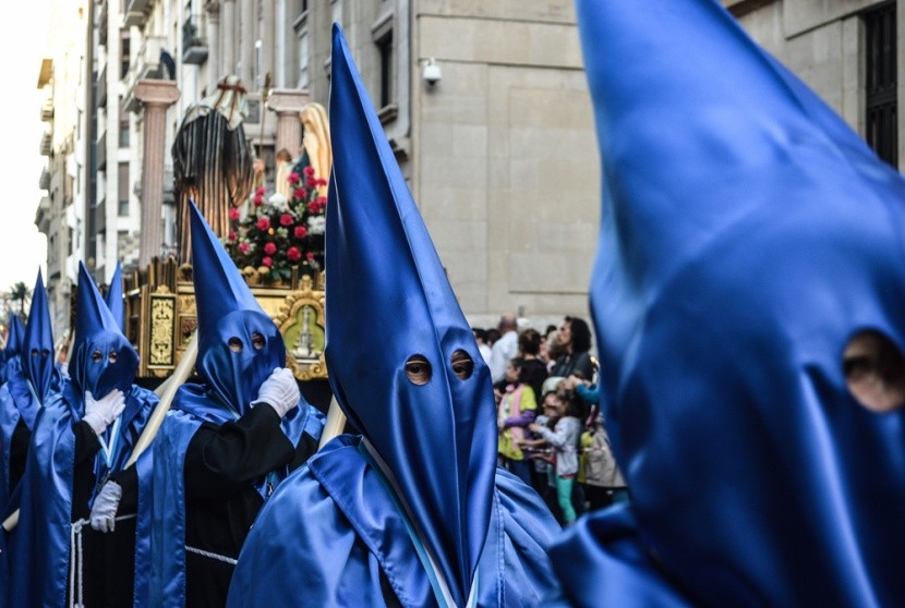 Velikonoční procesí ve Španělsku