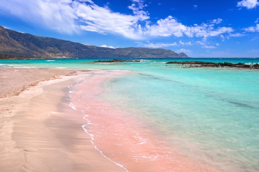 A rózsaszín homokú Elafonissi beach