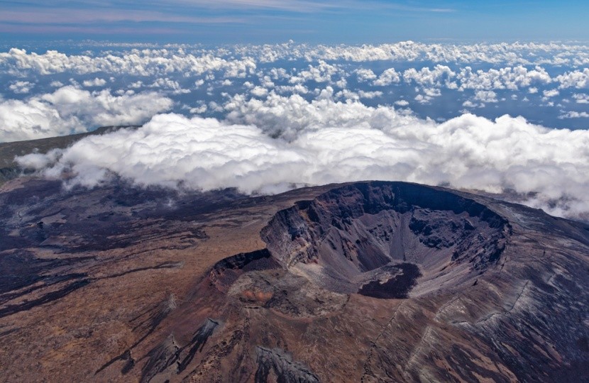 Kráter sopky Piton de la Fournaise, Réunion