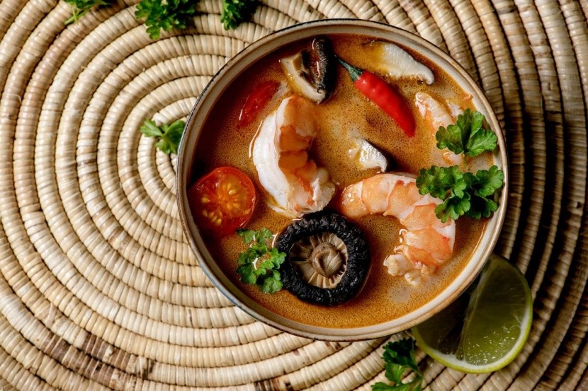 Zupa Tom Yum Goong