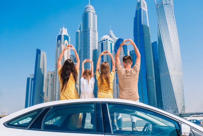 Mozaika zábavy v Dubaji