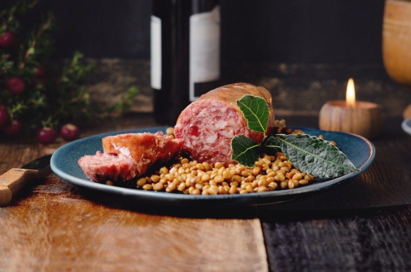 Italské cotecino s čočkou 