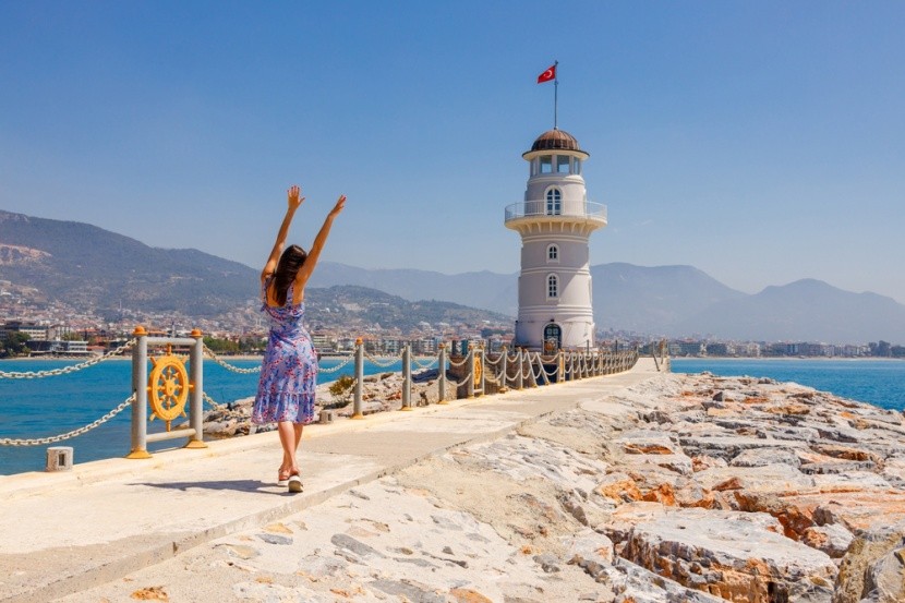 Maják na pobřeží letoviska Alanya