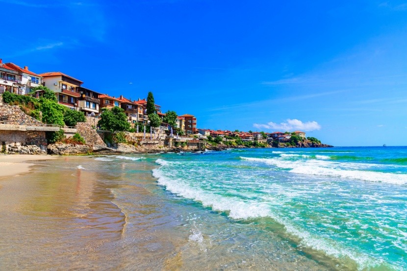 Sozopol, plaża i stara zabudowa