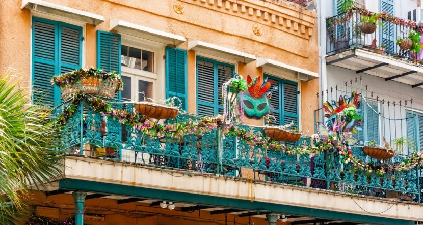 tradiční výzdoba Mardi Gras, New Orleans