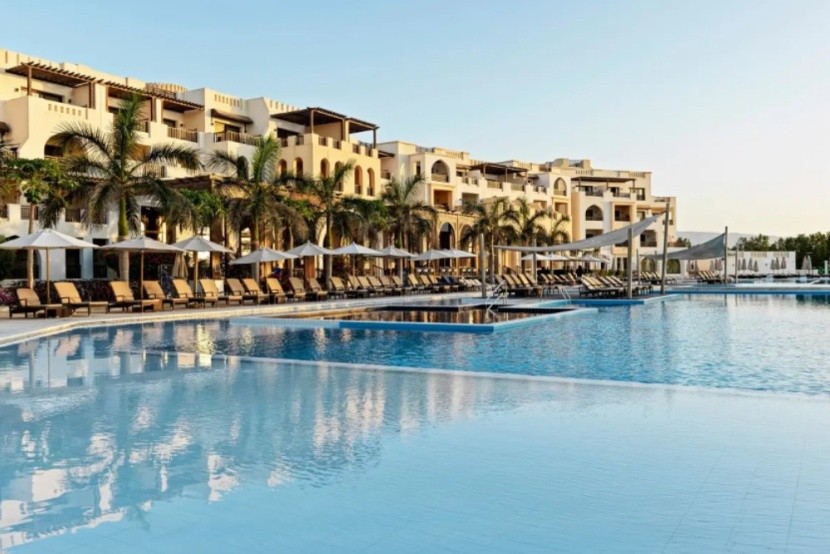 Fanar Beach Resort & Residence, Omán