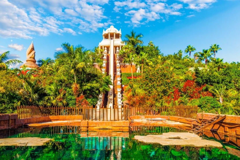 A híres csúszda a Siam Parkban