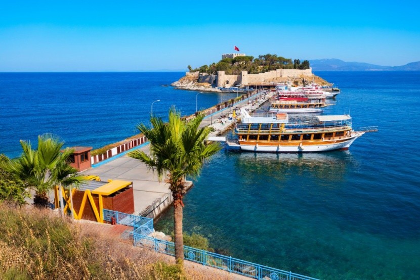 Kusadasi tengerpartja, Törökország