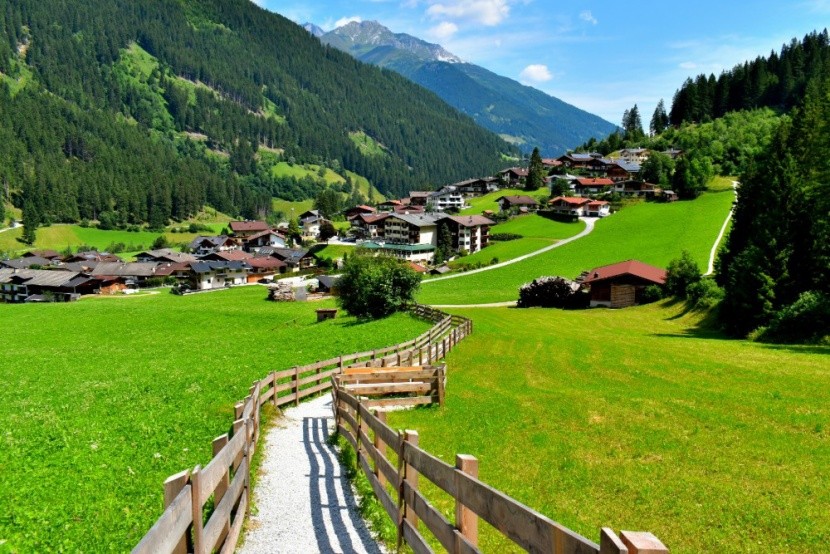 Az osztrák Alpok festői tája