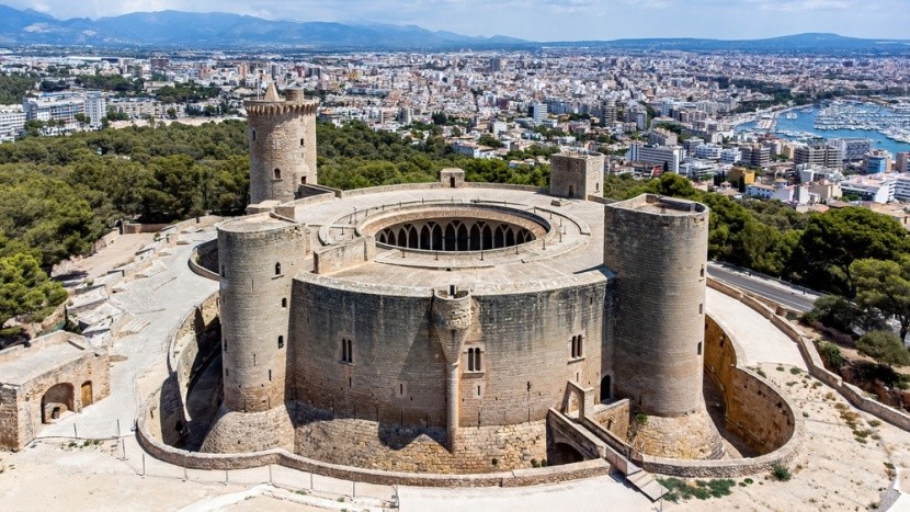 Zamek Bellver w Palma de Mallorca