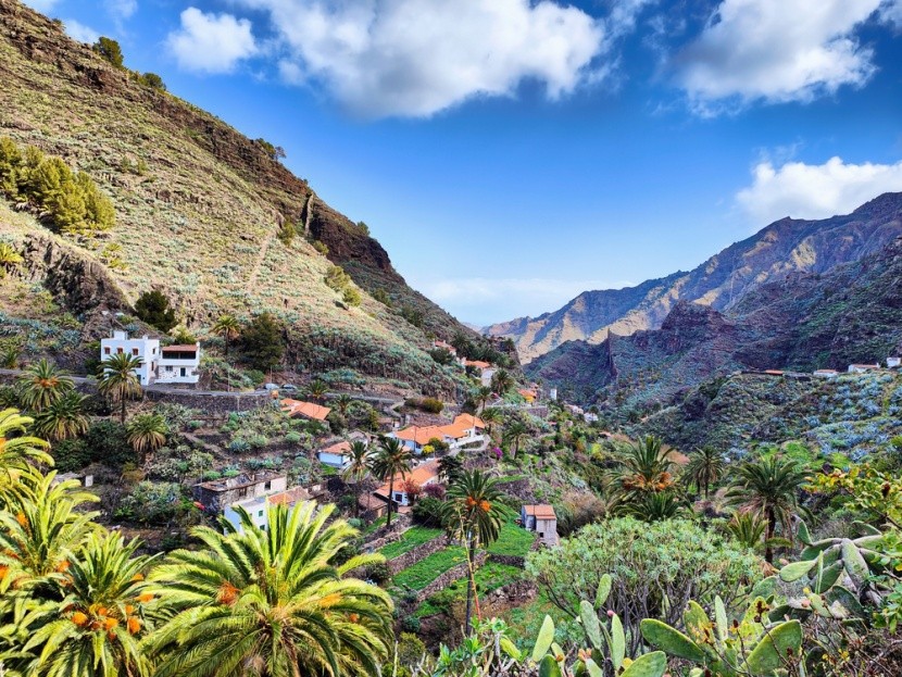 vesnička La Laja v údolí, La Gomera