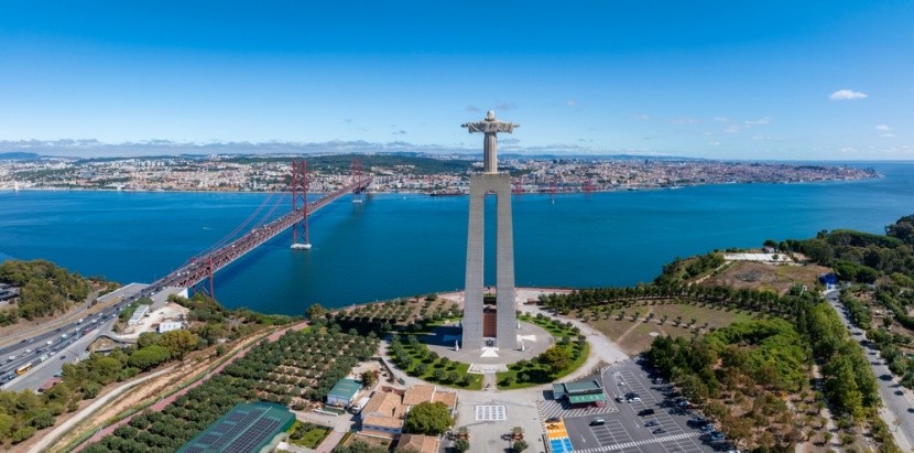 slavná socha Cristo Rei, Lisabon