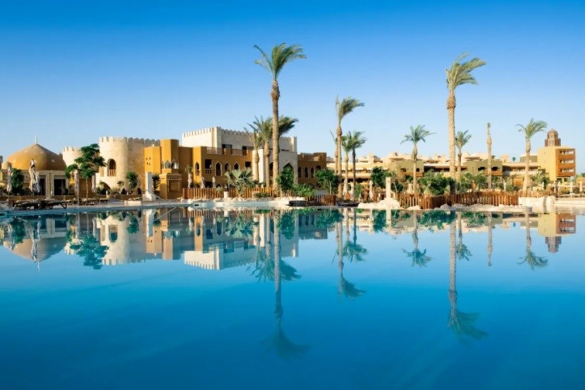 Grand Waterworld Hotel