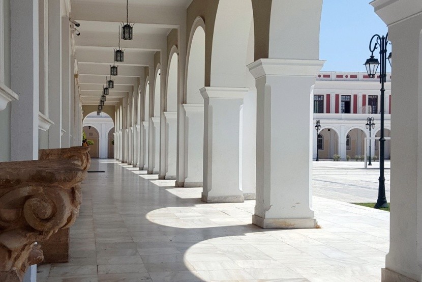 A főtér és a Bizánci múzeum