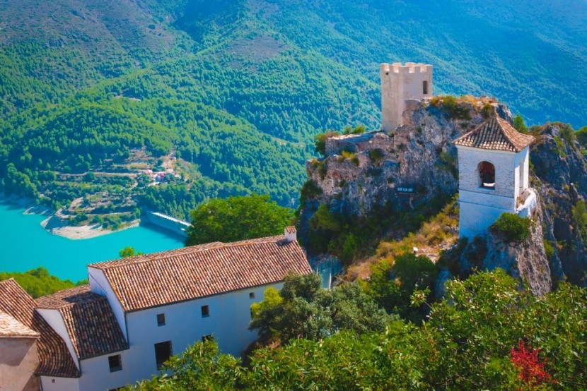 Guadalest mesés vára