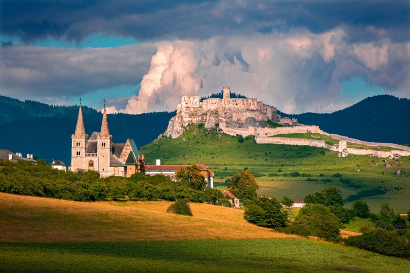 Presný počet hradov na Slovensku je ťažké zis